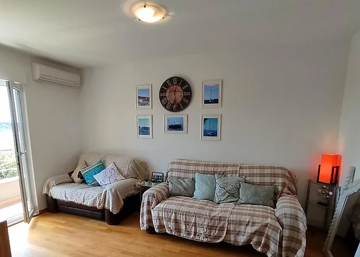 Idlerocks Apartman *